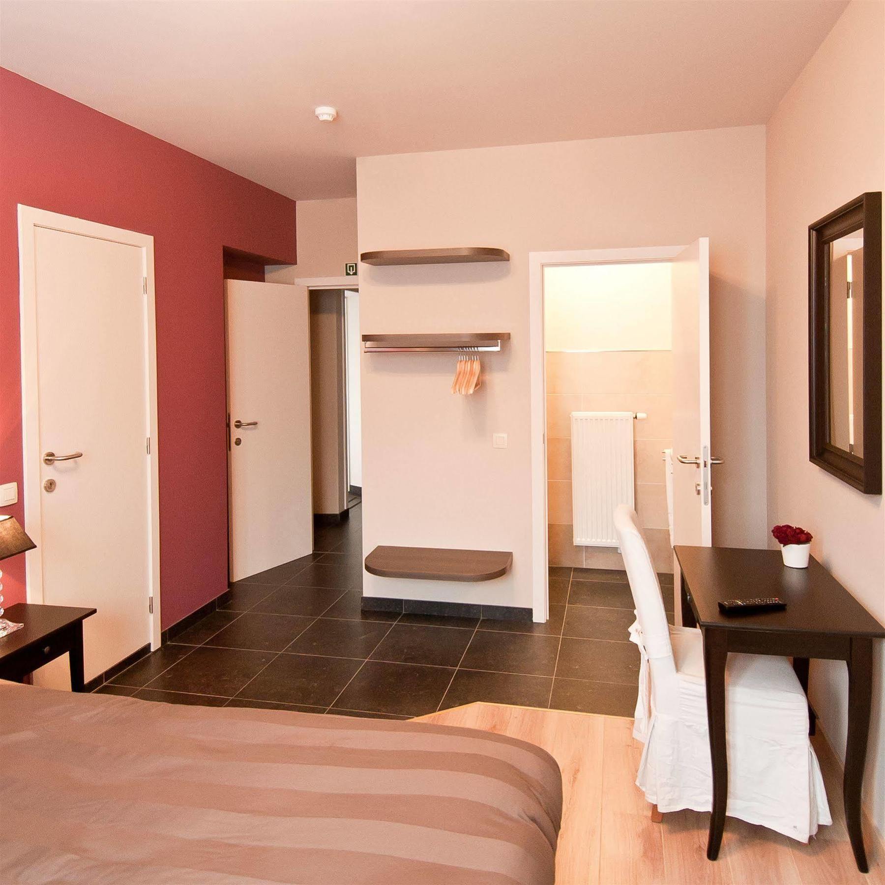 Couette-café Innbrugas 3*